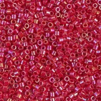Miyuki delica Perlen 10/0 - Opaque red ab DBM-162